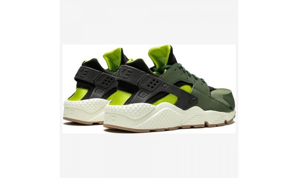 nike huarache exclusive